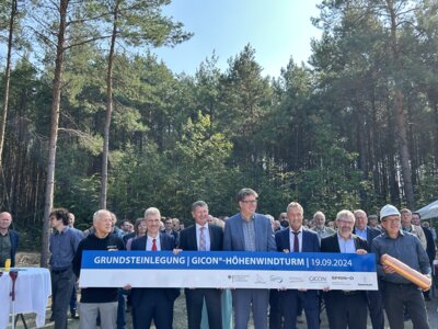 Gemeinde Schipkau – voller Energie: Grundsteinlegung der weltweit höchsten Windenergieanlage in der Gemeinde Schipkau