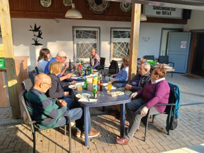 Meldung: Grillen der Vorderlader Schützen