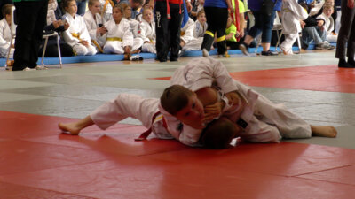 Kleine Judokas aus 36 Vereinen nahmen am Pokalturnier des Budovereins Lauchhammer teil