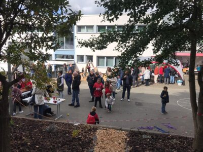 Sonniger Herbsttag lockte viele Besucher zum TSV Tag (Bild vergrößern)