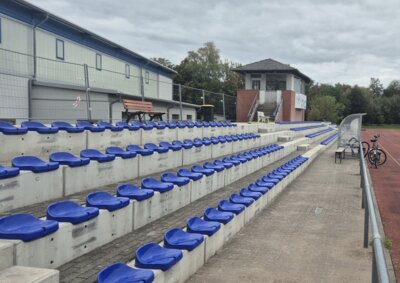 Meldung: Neue Sitzplatztribüne im IHB Parkstadion komplett freigegeben