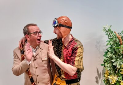 "Pension Schöller" Probenfoto mit Wolfram Brinck als Philipp Klapproth und Martin Günther als Löwenjäger Bernhardy