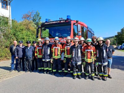 Foto zur Meldung: THL-Leistungsprüfung der Prackenbacher Feuerwehr – Lobende Worte der Schiedsrichter