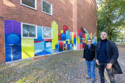 Vorschaubild zur Meldung: Graffiti-Kunstwerk schmückt Rückwand der St. Marien-Kirche