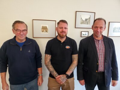 Foto zur Meldung: Neue Unterstützung im Malchiner Rathaus: Herr Lohmann tritt seinen Dienst an
