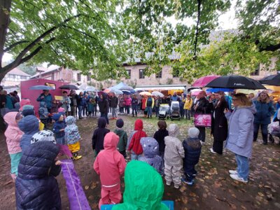 Kita "Bunte Welt" Wichmannshausen sang fröhliche Lieder (Bild vergrößern)