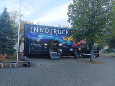 Foto zur Meldung: Innotruck in Glöwen