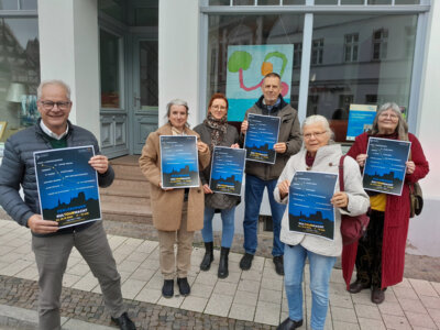 Foto: Rolandstadt Perleberg | Werben für die Perleberger KulTOURnacht: Jens Knauer, Maria Kwaschik, Anja Neumann, Rolf Sellmann, Gisela Freimark und Renate Groenewegen (v.l.n.r.).