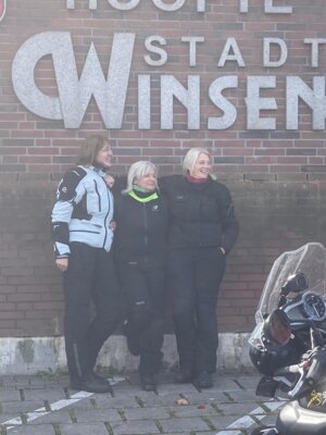 Ausfahrt mit bayrischem Ausklang / Biker Bienen (Bild vergrößern)