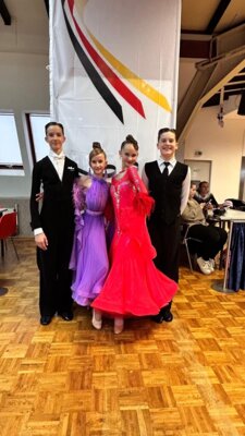Phoenix-Paare bei der Deutschen Meisterschaft Junioren B (Bild vergrößern)