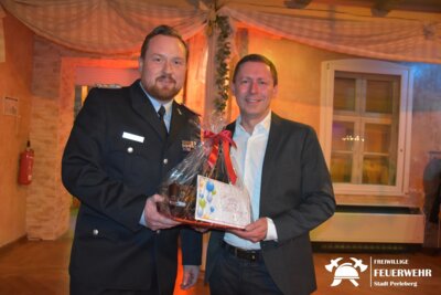 Foto zur Meldung: Gratualation dem Bürgermeister