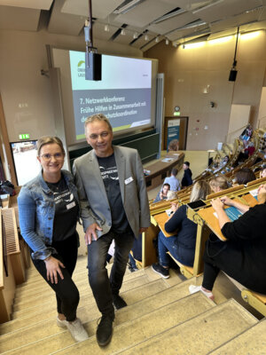 Foto zur Meldung: Über 100 Kinderschutzinteressierte diskutierten Prävention:  7. Netzwerkkonferenz „Frühe Hilfen“ des Landkreises OSL stieß erneut auf große Resonanz