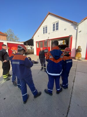 Meldung: Ausbildungsdienst der Jugendfeuerwehr - Beleuchtungseinrichtungen