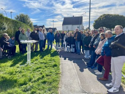 Foto zur Meldung: Schüttes-Kreisel-Talk“ im November fällt aus: Hengsens Ortsvorsteher nimmt den „R50“ und den „R51“ mit ins Münsterland