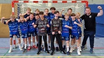 So sehen Sieger aus: Die C-Junioren des VfL Hameln. Foto: privat (Bild vergrößern)