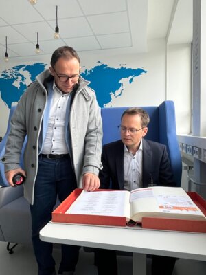 Fraktionsvorsitzender der SPD im Hessischen Landtag, Tobias Eckert, zu Gast in Immenhausen (Bild vergr&ouml;&szlig;ern)
