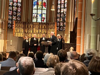 Einführung von Christian Stasch als Leitender Superintendent in der St. Johanniskirche in Lüneburg (Bild vergrößern)