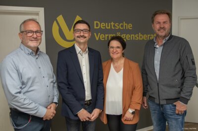 „Deutsche Vermögensberatung - neues Büro in Auerbach“ (Bild vergrößern)
