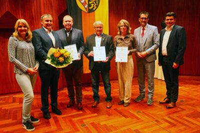Foto zur Meldung: Ehrung für kommunales Engagement mit „Freiherr-vom-Stein-Medaille“ – Drei Persönlichkeiten aus dem Saarpfalz-Kreis ausgezeichnet