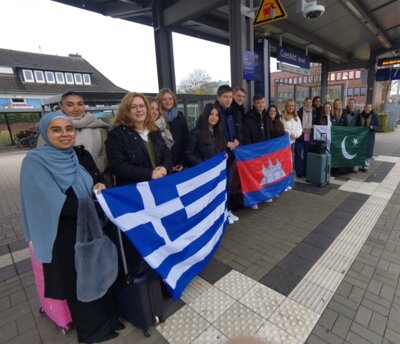 "Wir bauen Wege für Frieden und Sicherheit": Gesamtschule Gescher bei der MUN in Den Haag
