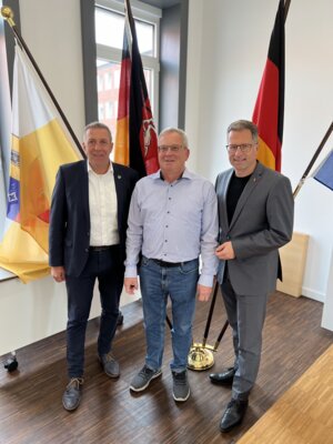 Klaus Jarck ist Hochwasserbeauftragter an der Lühe (Bild vergr&ouml;&szlig;ern)
