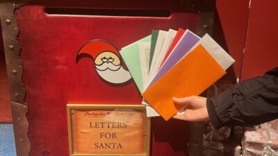 Meldung: Besuch beim Weihnachtsmann zum 20-jährigen Jubiläum