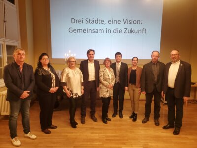 Foto zur Meldung: Malchin feiert 35 Jahre Mauerfall und 15 Jahre Städtepartnerschaft mit Hesperingen