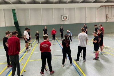 Foto zur Meldung: Specialhockeyteam startet in die Hallensaison