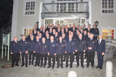 Foto zur Meldung: Langjährige aktive Feuerwehrmitglieder ausgezeichnet