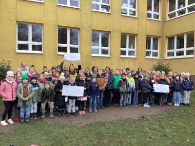 Foto zur Meldung: 72 Elbtalgrundschüler am Start