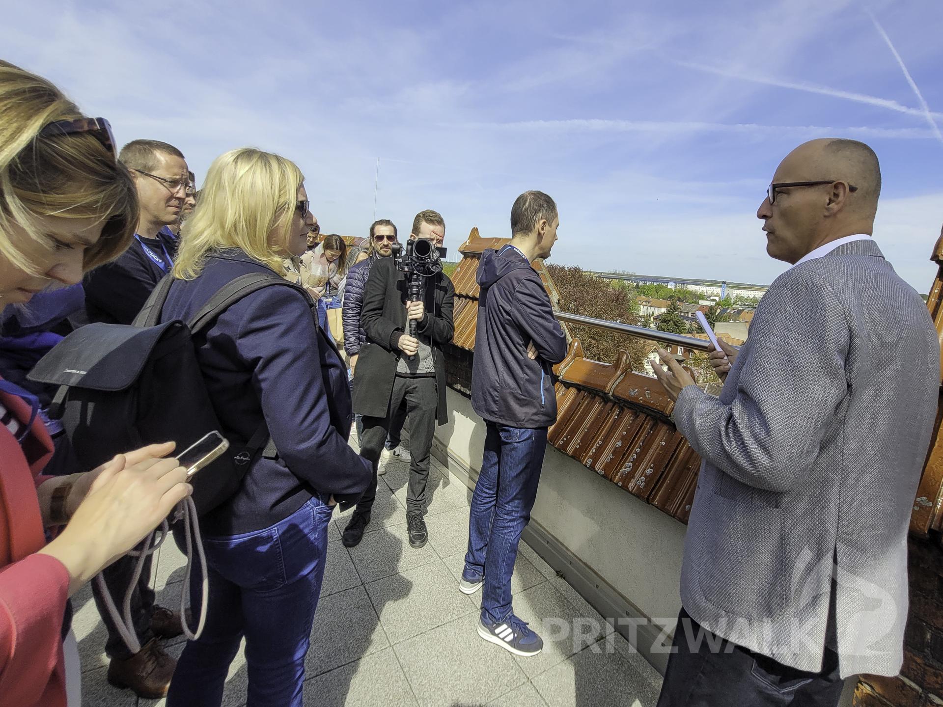 Von der Aussichtsplattform aus hatten die Gäste einen schönen Blick über Pritzwalk. Foto: Beate Vogel