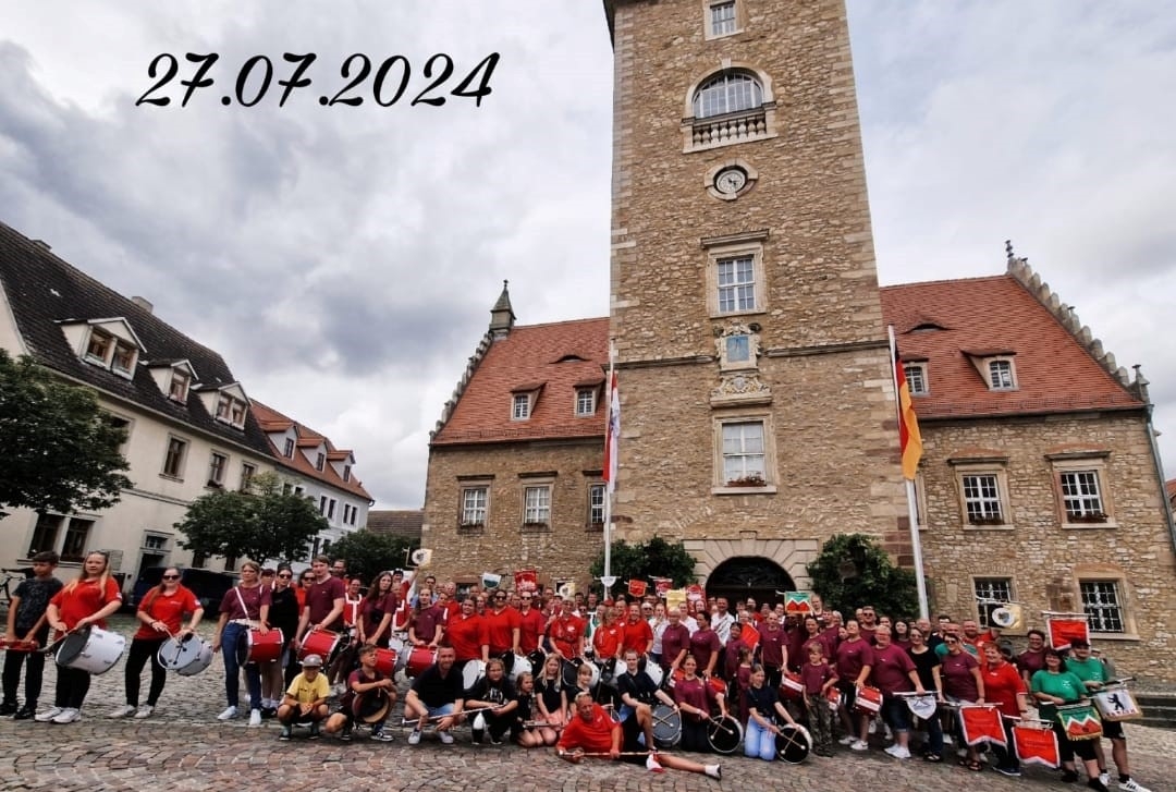 Über 100 Teilnehmer kamen nach Querfurt zum Zeltlager der Fanfarenzüge und musizierten gemeinsam.