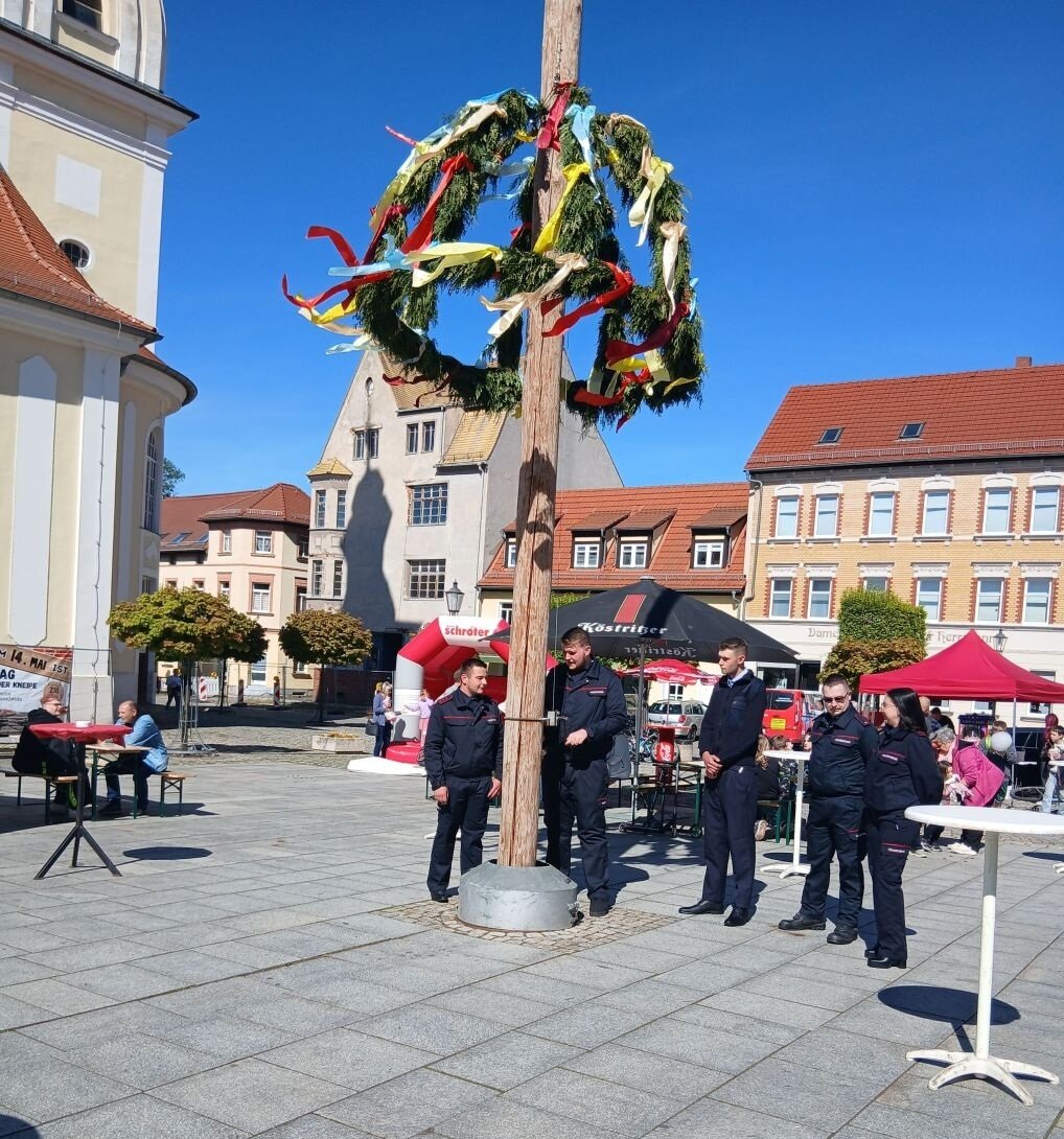 Maibaumsetzen