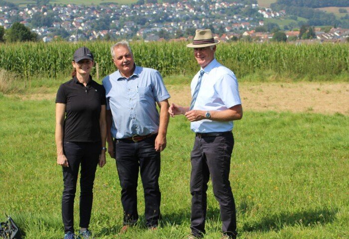 700x480-crop-90-trainingsleiter_andreas_mueller_mit_richterteam_beate_harms_und_volker_brodhecker