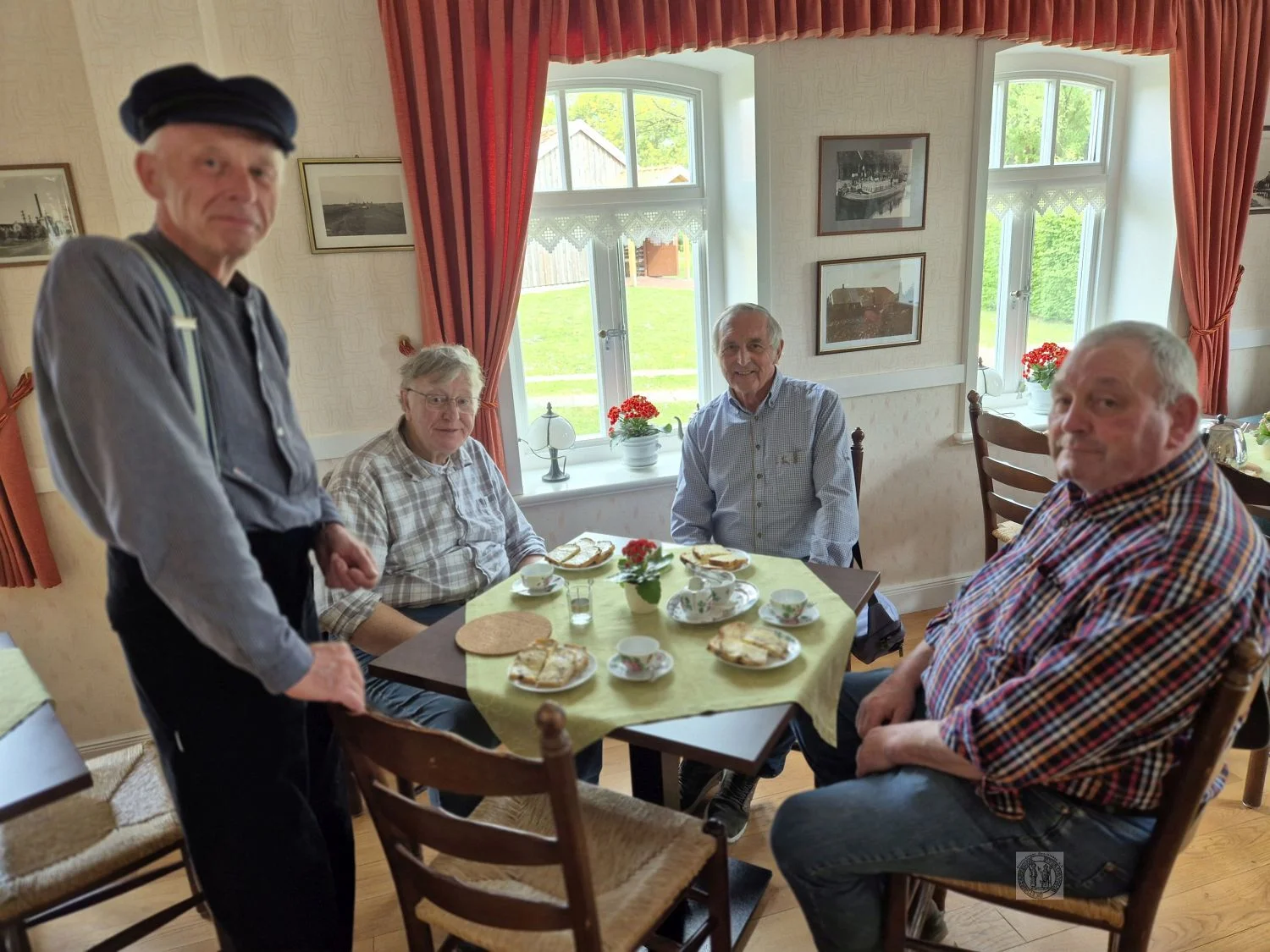 Teepause im Torf- und Siedlungsmuseum Wiesmoor.