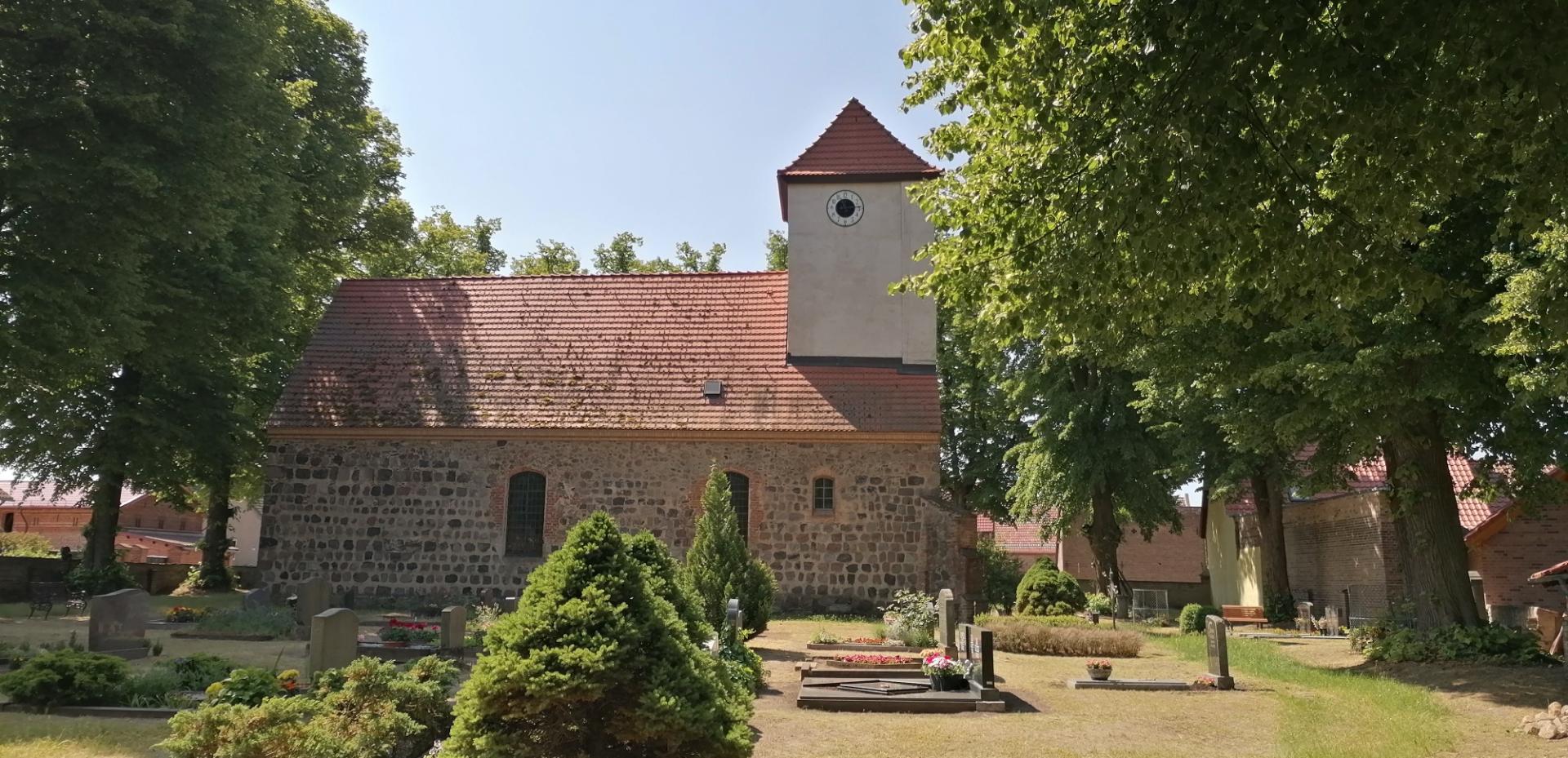 Die Dorfkirche in Kiekebusch bei Schönefeld. Foto: Dörthe Ziemer