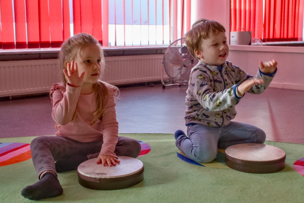 Musikalische Früherziehung in der Musikschule Wildau. Foto: Peter Mittwoch