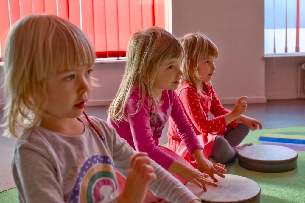 Musikalische Früherziehung in der Musikschule Wildau. Foto: Peter Mittwoch