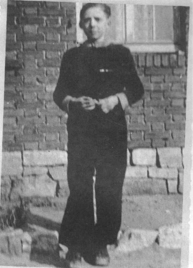 Gerhard Reinecke lebte in den Jahren nach dem Zweiten Weltkrieg zunächst in der Gummistiefelstraße.