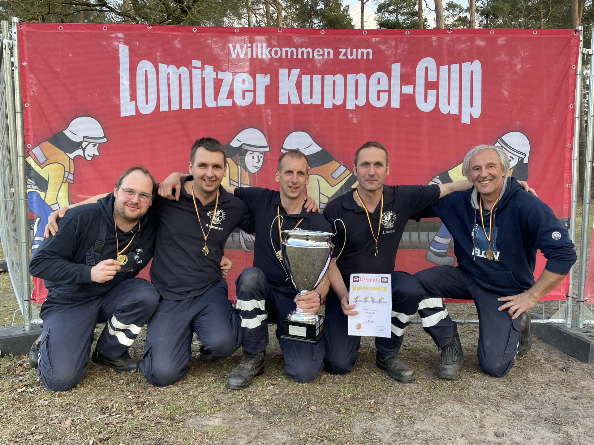 Das Siegerteam mit (v. li.) Jörg Janitzke, Thomas Stemke, Jan Fabel sowie Torsten und Hauke Lüdemann.