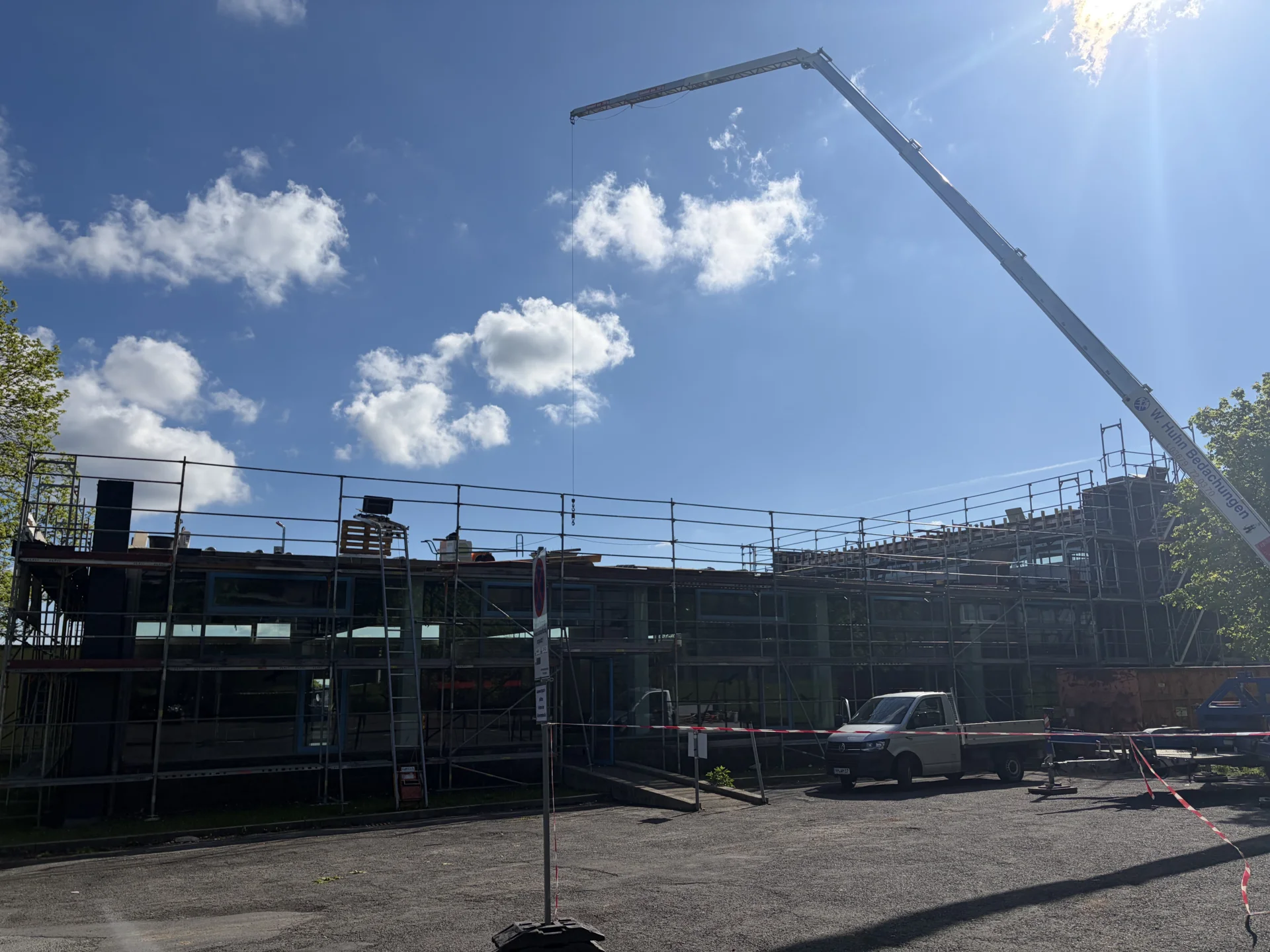 Bild 1 - Rückbau Bestandsdach