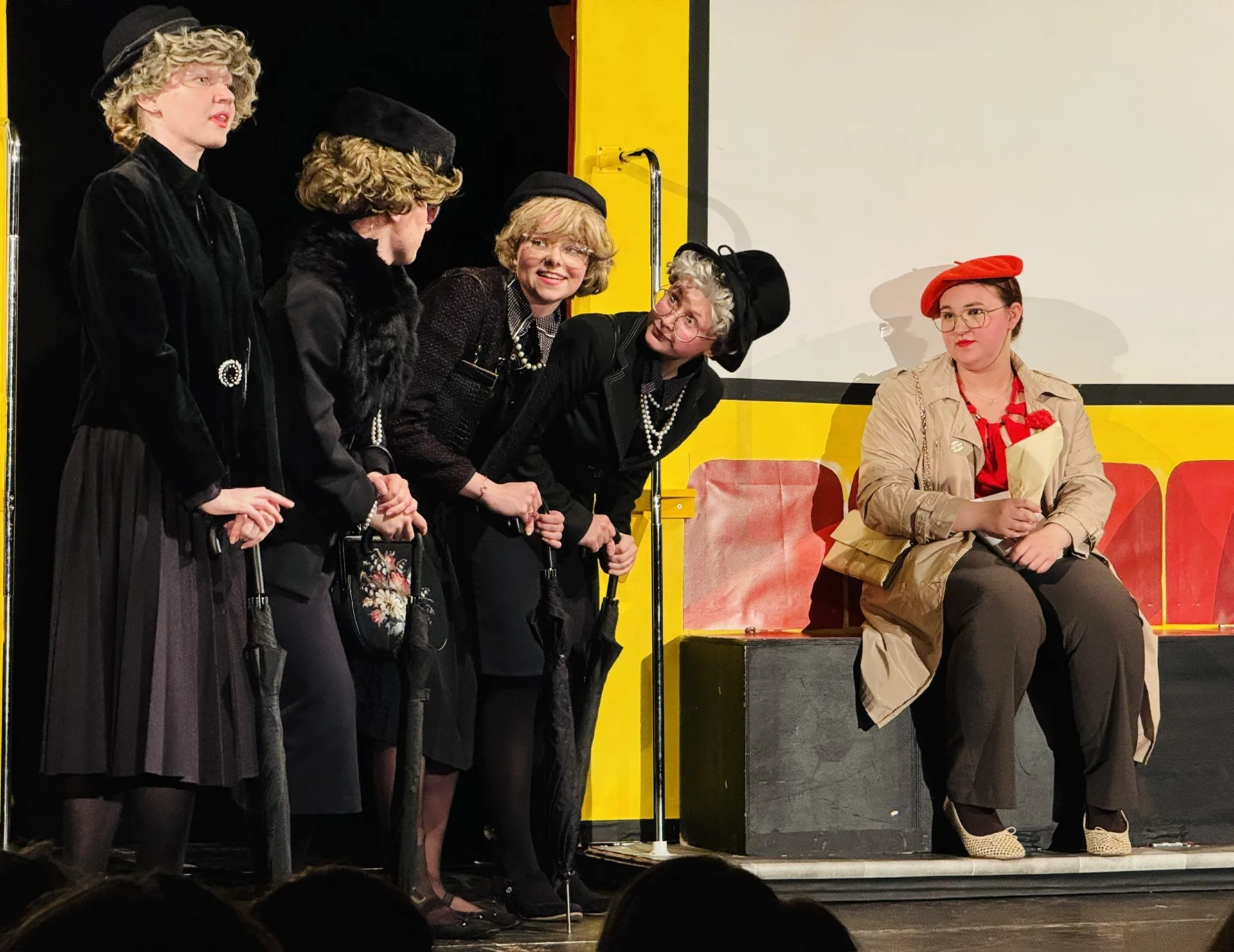 Wilmersdorfer Witwen Theater Mosaik