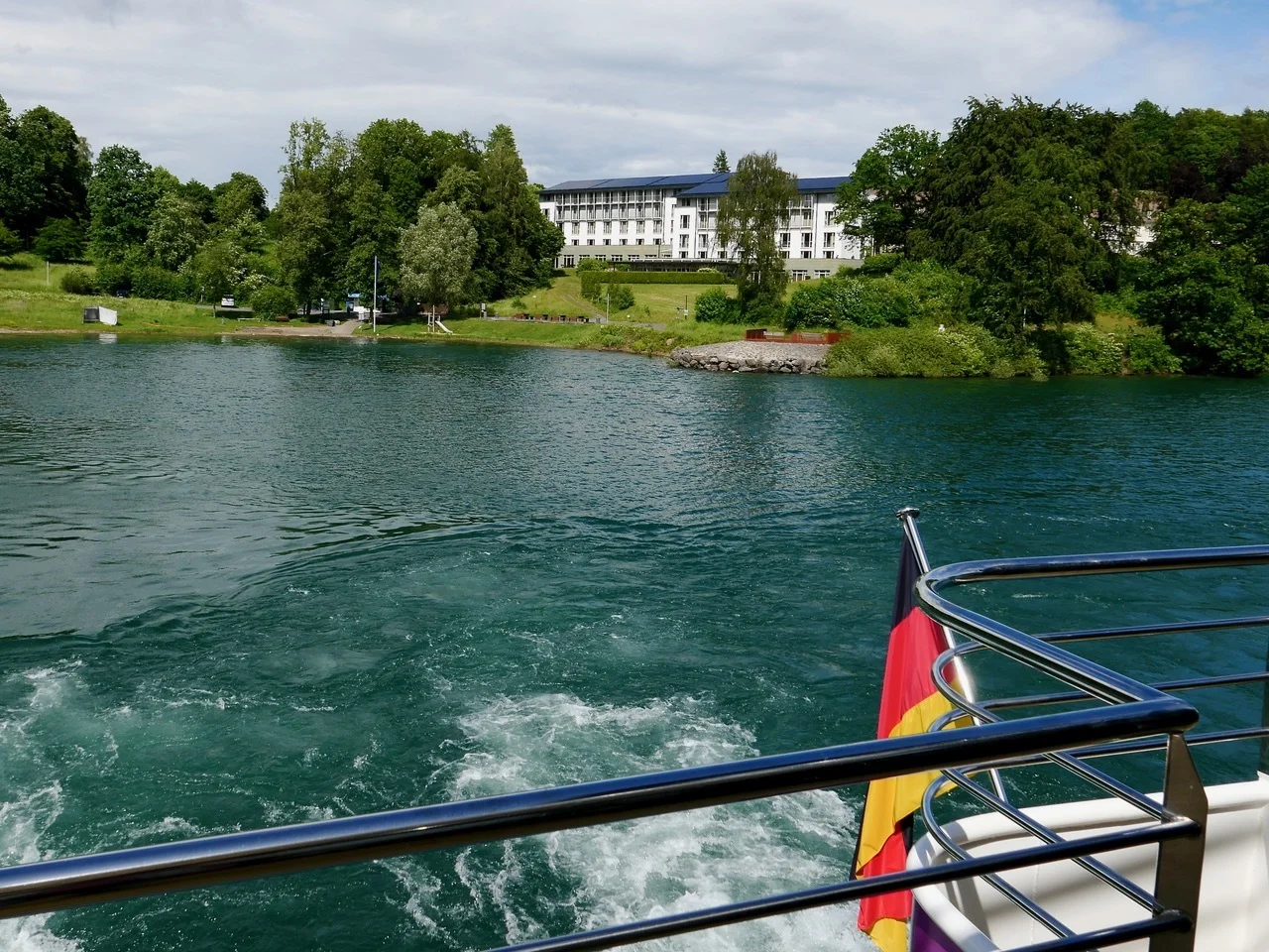 Bootsfahrt auf dem Hennesee
