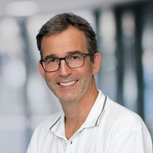Dr. Schuhmann