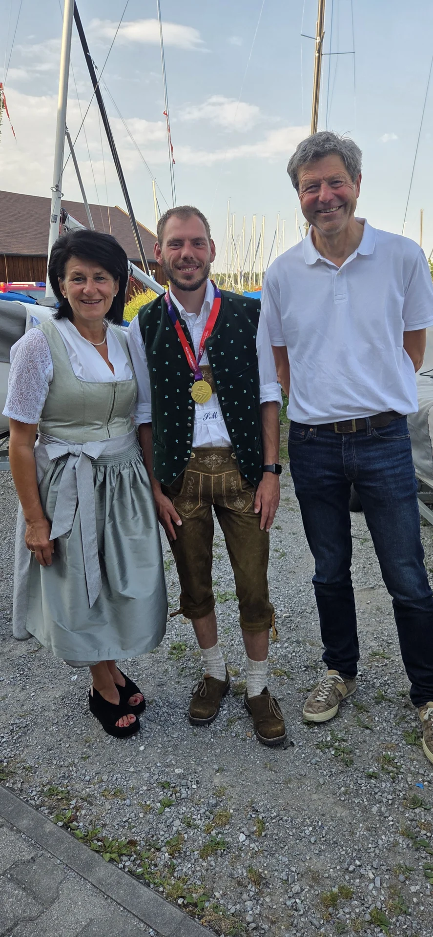 R. Hell, Sebastian, E. Huber