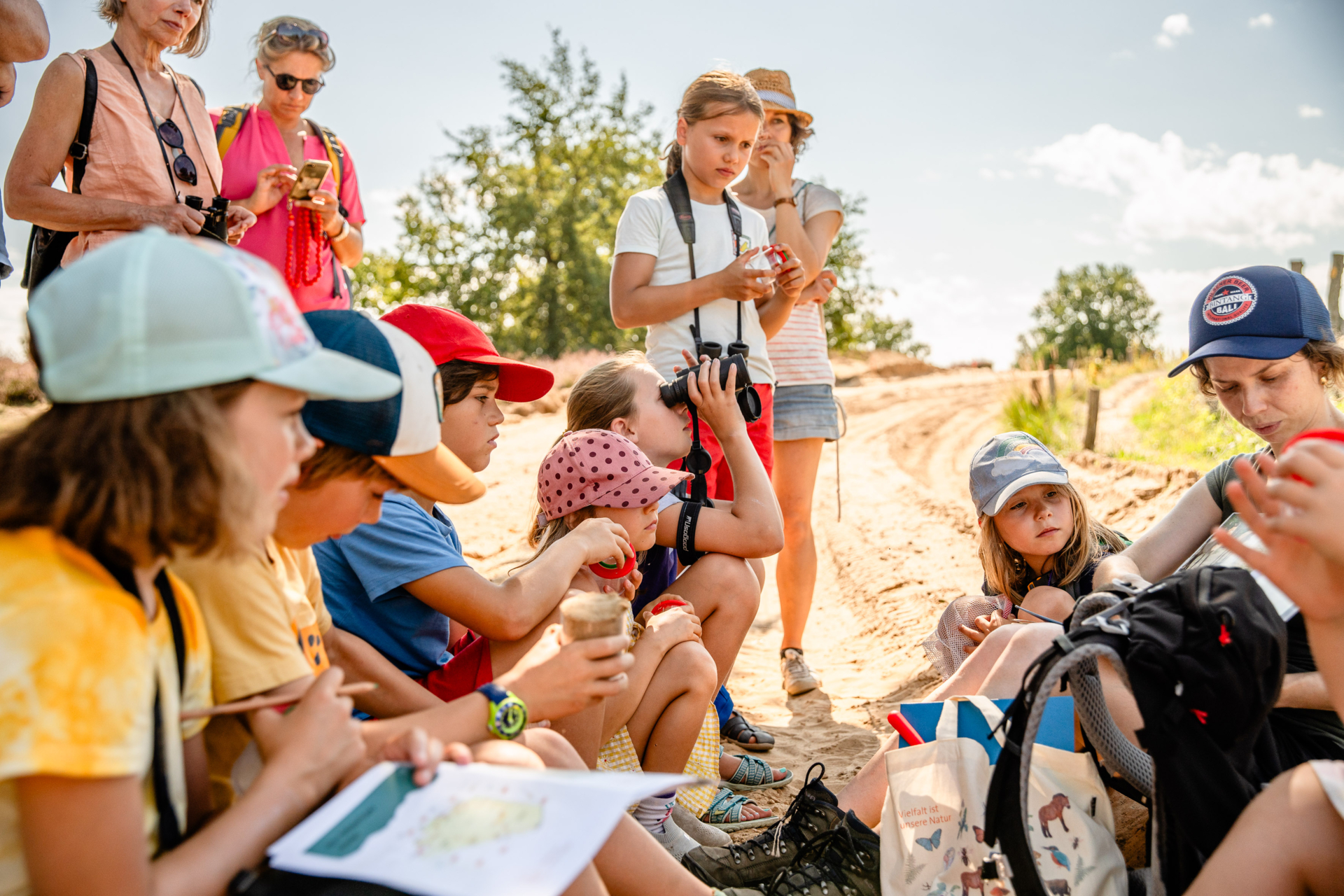 Familienführung Entdeckungstour durch die Heide (Foto: Florian Amrhein)