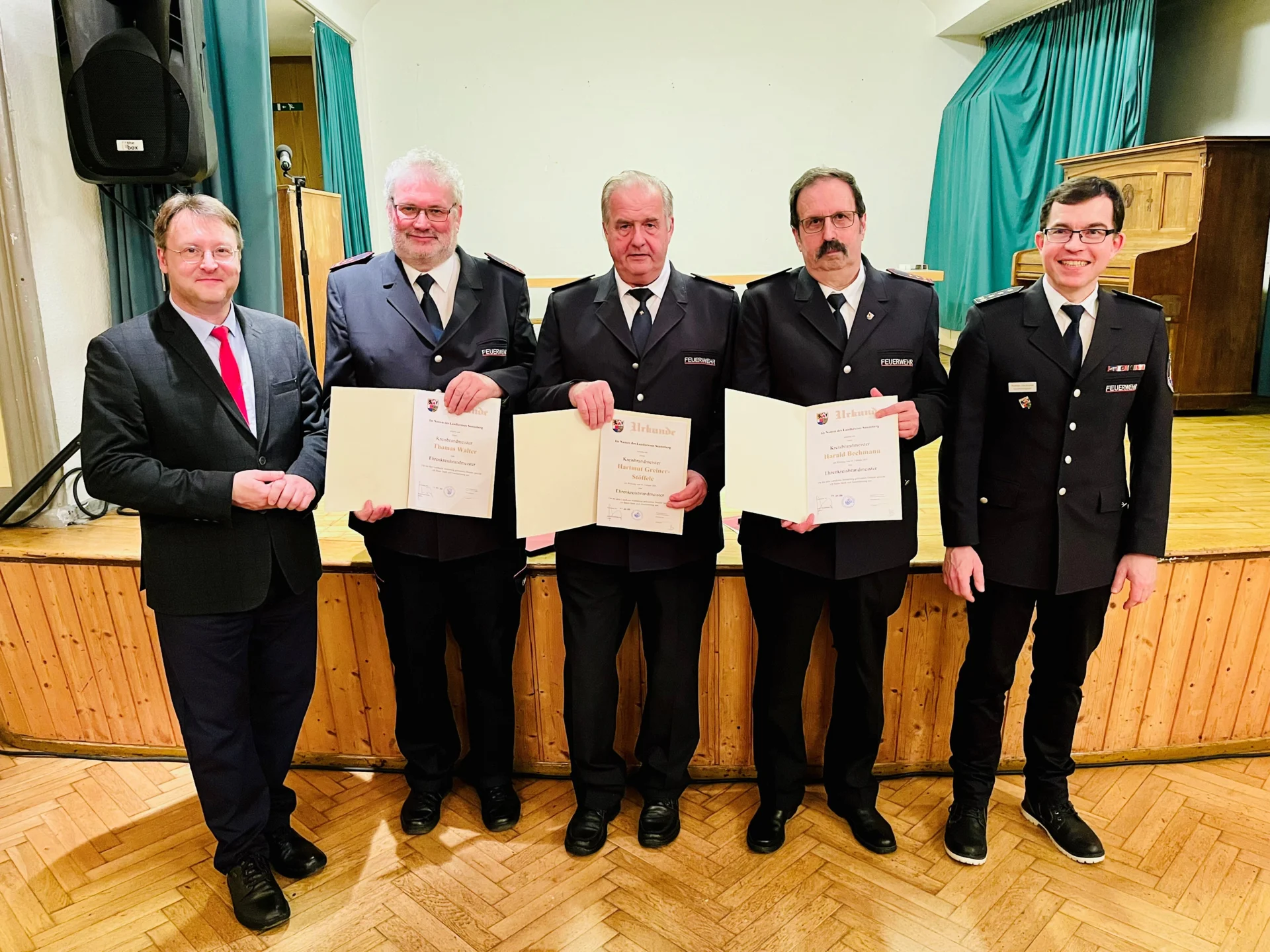 Ernennung von Thomas Walter - Hartmut Greiner-Stöffele - Harald Bechmann zu Ehrenkreisbrandmeistern