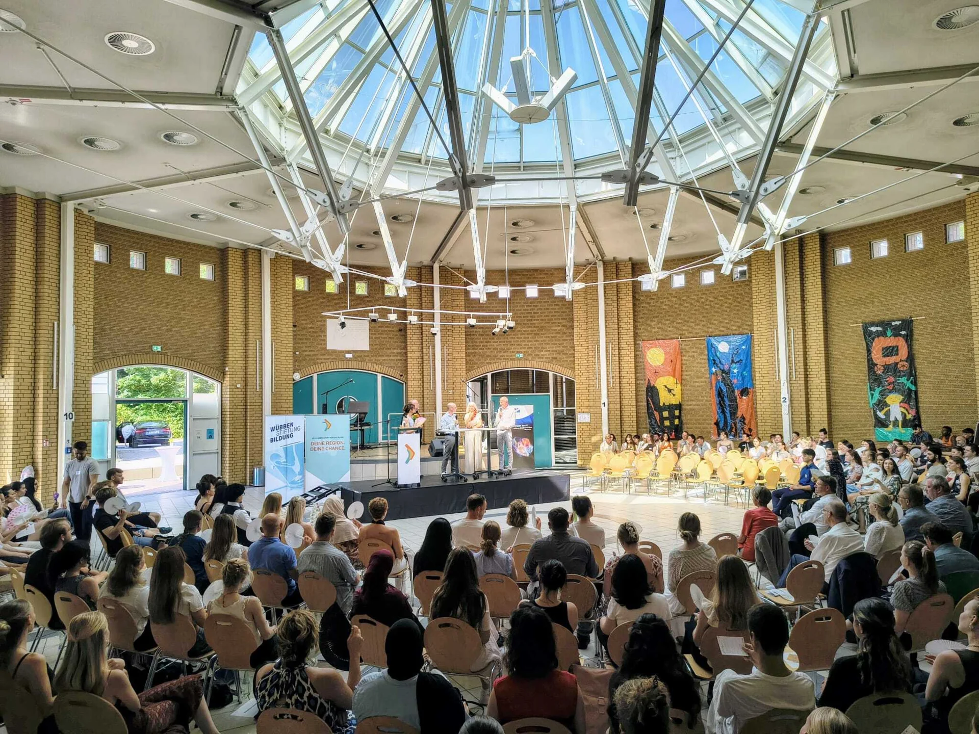 Podiumsdiskussion mit Fachleuten