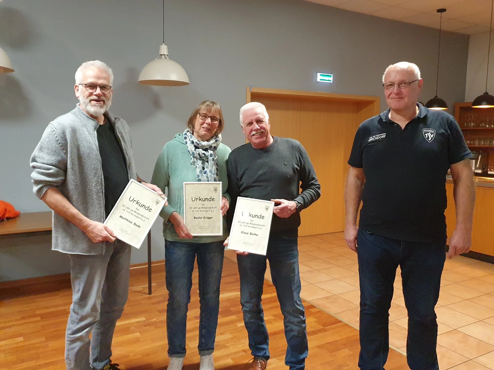 004 20251121_190842 Ehrung 60 Jahre