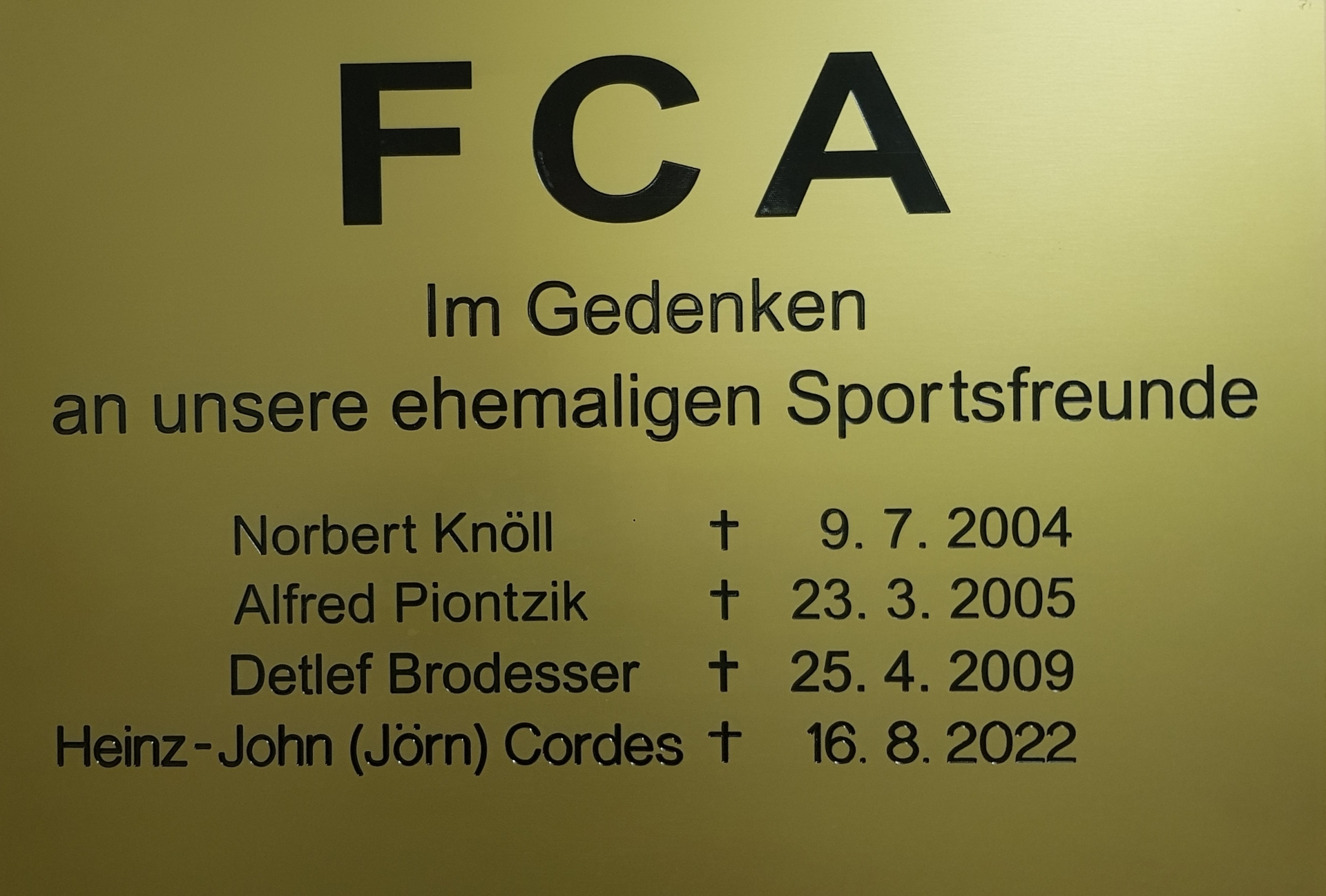 Gedenktafel des FCA